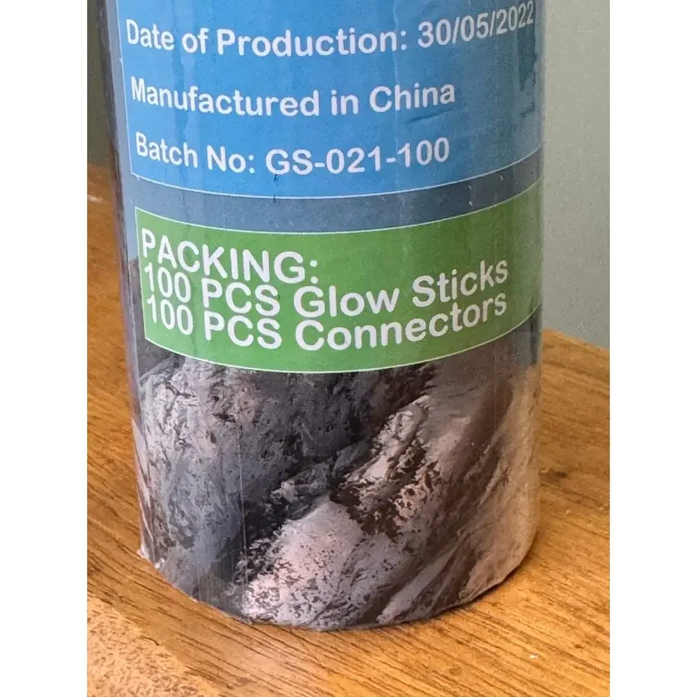 100-Pack Multicolored 8” Glow Sticks with 100 Connectors